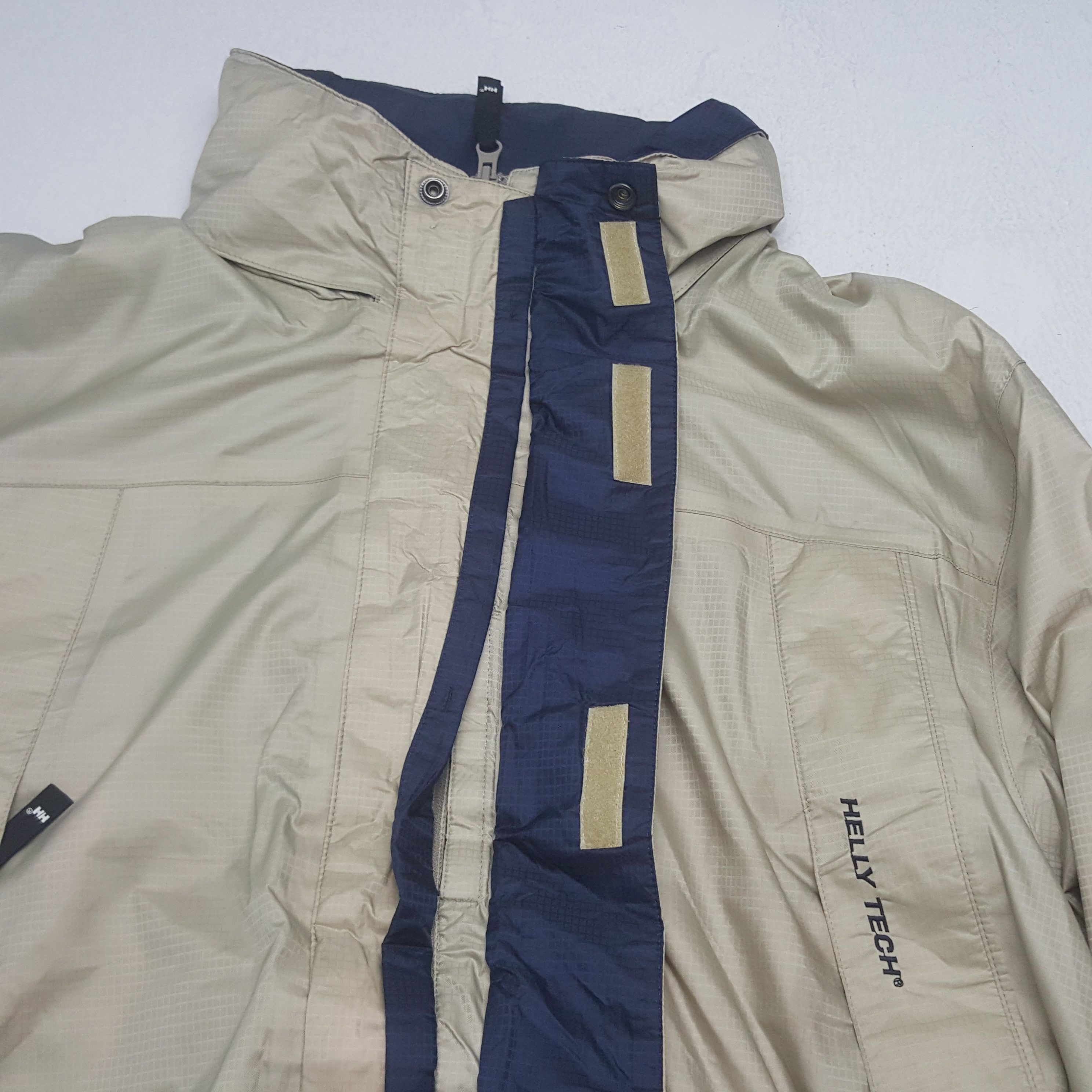 Helly Hansen Vintage Helly Hansen Tech Windbreaker Jacket RR21 Size US XL / EU 56 / 4 - 6 Thumbnail