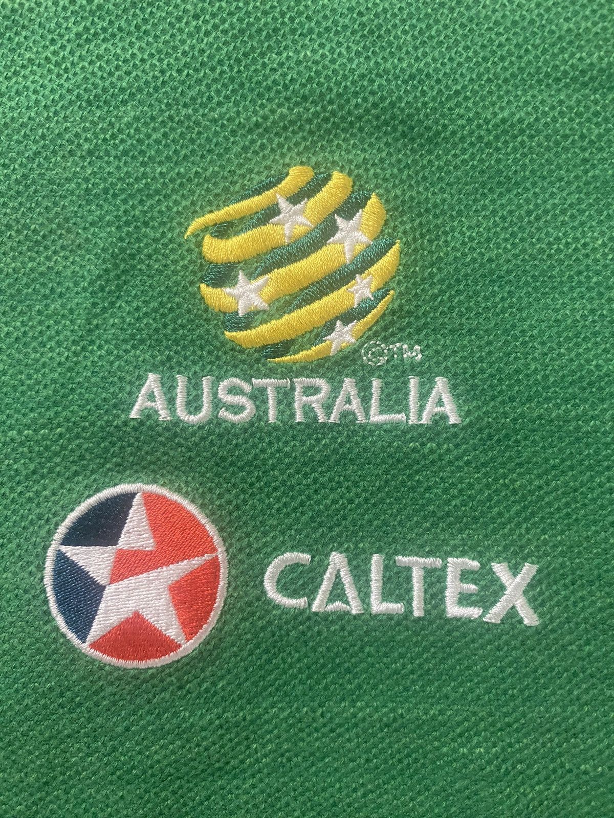 Nike Vintage Nike Australia Soccer Jersey Size US L / EU 52-54 / 3 - 3 Thumbnail
