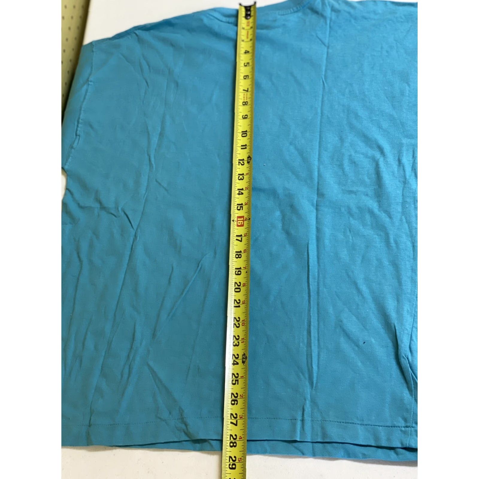 Vintage VINTAGE Cape Isle Knitters T-Shirt Mens M Blue Short Sleeve Cotton Crew Neck Single Stitch Blank *as is New Size US M / EU 48-50 / 2 - 7 Thumbnail