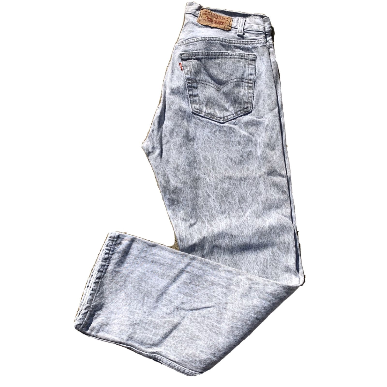 Vintage VINTAGE Levi’s Button Fly 501 Jeans Gray Acid Wash 32 30 31.5 in Waist Denim USA 1980s Mens Womens Boys Girls Size US 30 / EU 46 - 2 Thumbnail