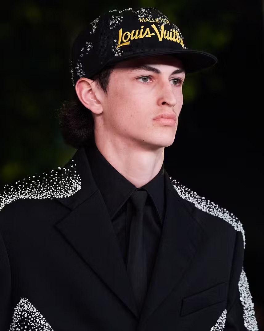Louis Vuitton SS22 CRYSTAL DETAIL CAP M RARE Size ONE SIZE - 5 Thumbnail