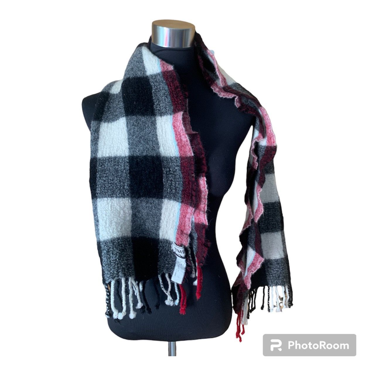 Aritzia × Designer × TNA TNA 100% Wool Scarf in Plaid Print Size ONE SIZE - 4 Thumbnail