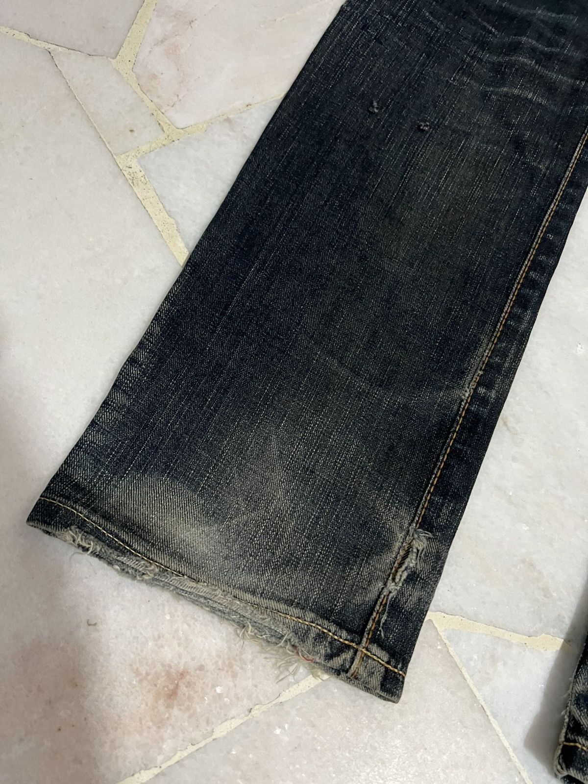 Edwin × Japanese Brand FLARE 90’S EDWIN 503 BLUE TRIP DISTRESS JEANS Size US 31 - 14 Thumbnail