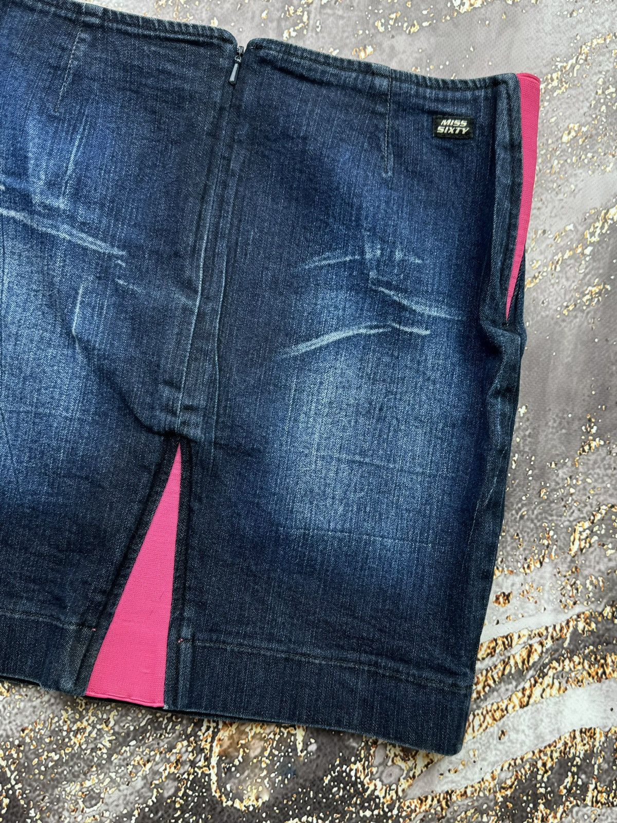 Miss Sixty × Vintage Miss Sixty Luxury Amazing Denim Mini Skirt Size 26" / US 2 / IT 38 - 6 Thumbnail