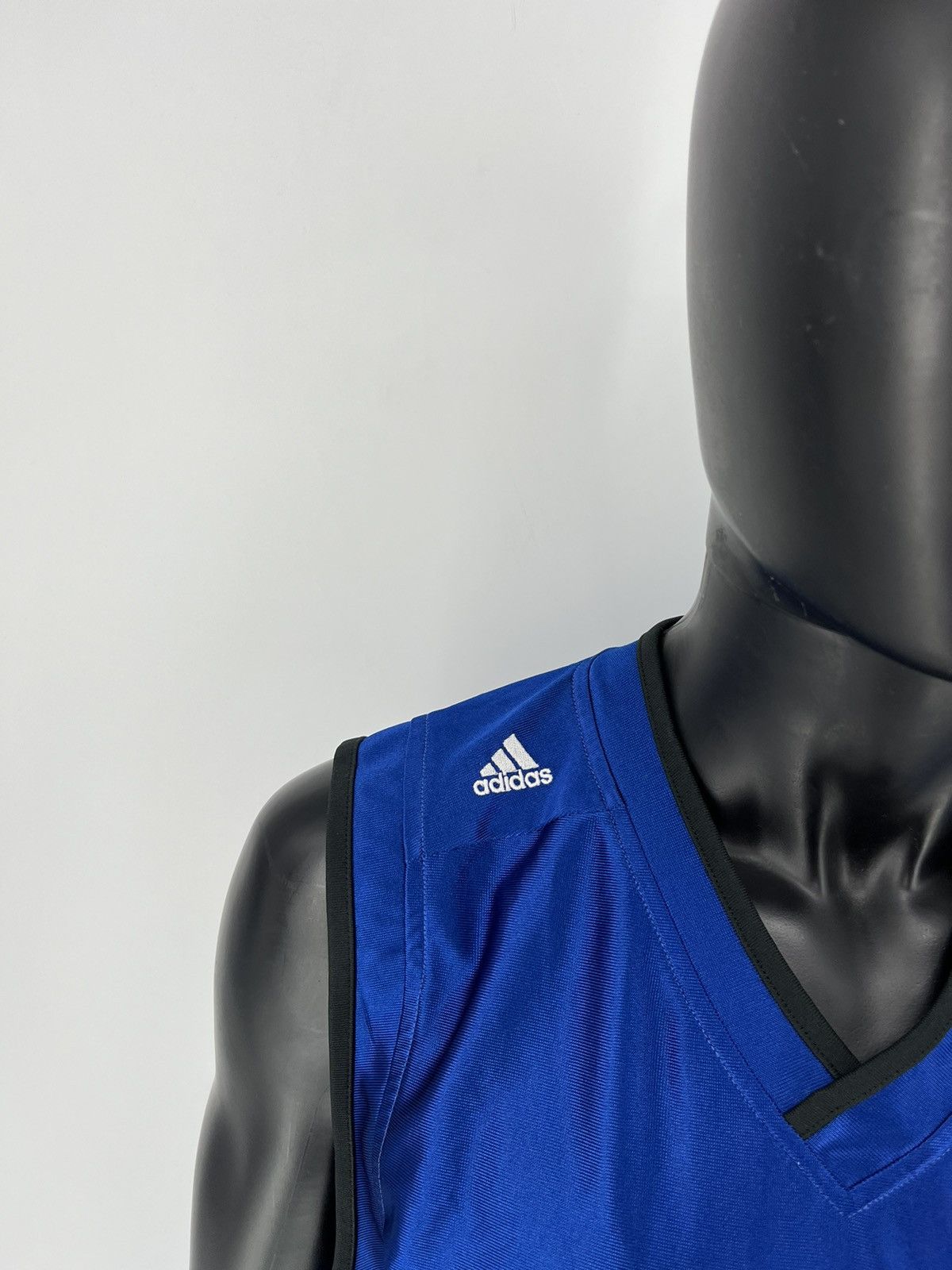 Adidas Adidas Vintage 90s Jersey Number One Basketball Rare Item Size US L / EU 52-54 / 3 - 9 Thumbnail