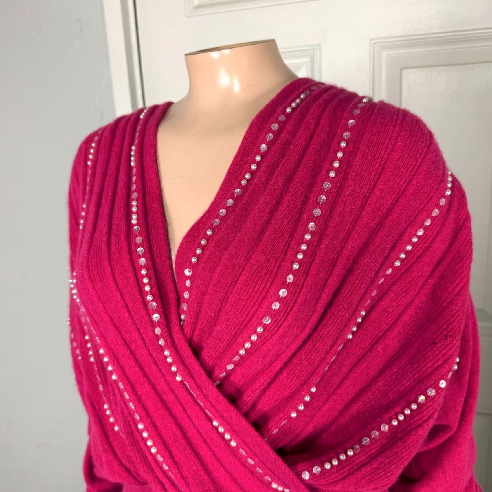Vintage VINTAGE 80s 90s Italy Angora Wool Beaded Sequin Rabbit Sweater Women's Small V1 Size M / US 6-8 / IT 42-44 - 4 Thumbnail