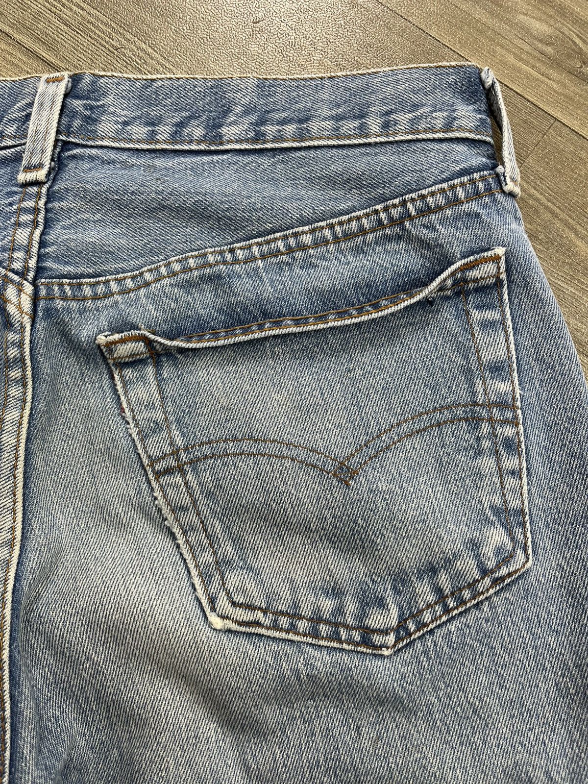 Levi's Vintage Clothing 🇺🇸1970s Vintage Levis 501XX Cut Off Straight Leg Blue Jeans Size US 29 - 19 Thumbnail