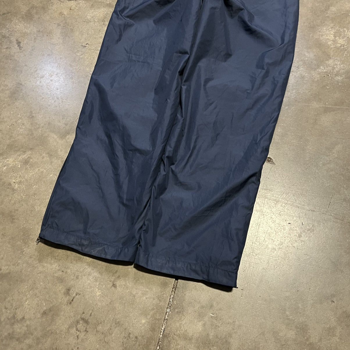 Nike Vintage Nike Mini Swoosh Baggy Track Sweatpants Flare Swoosh Size US 33 - 7 Thumbnail