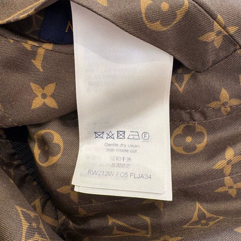 Louis Vuitton Louis Vuitton Contrasting Mulberry Silk Old-print Chain Re Size XS / US 0-2 / IT 36-38 - 8 Thumbnail