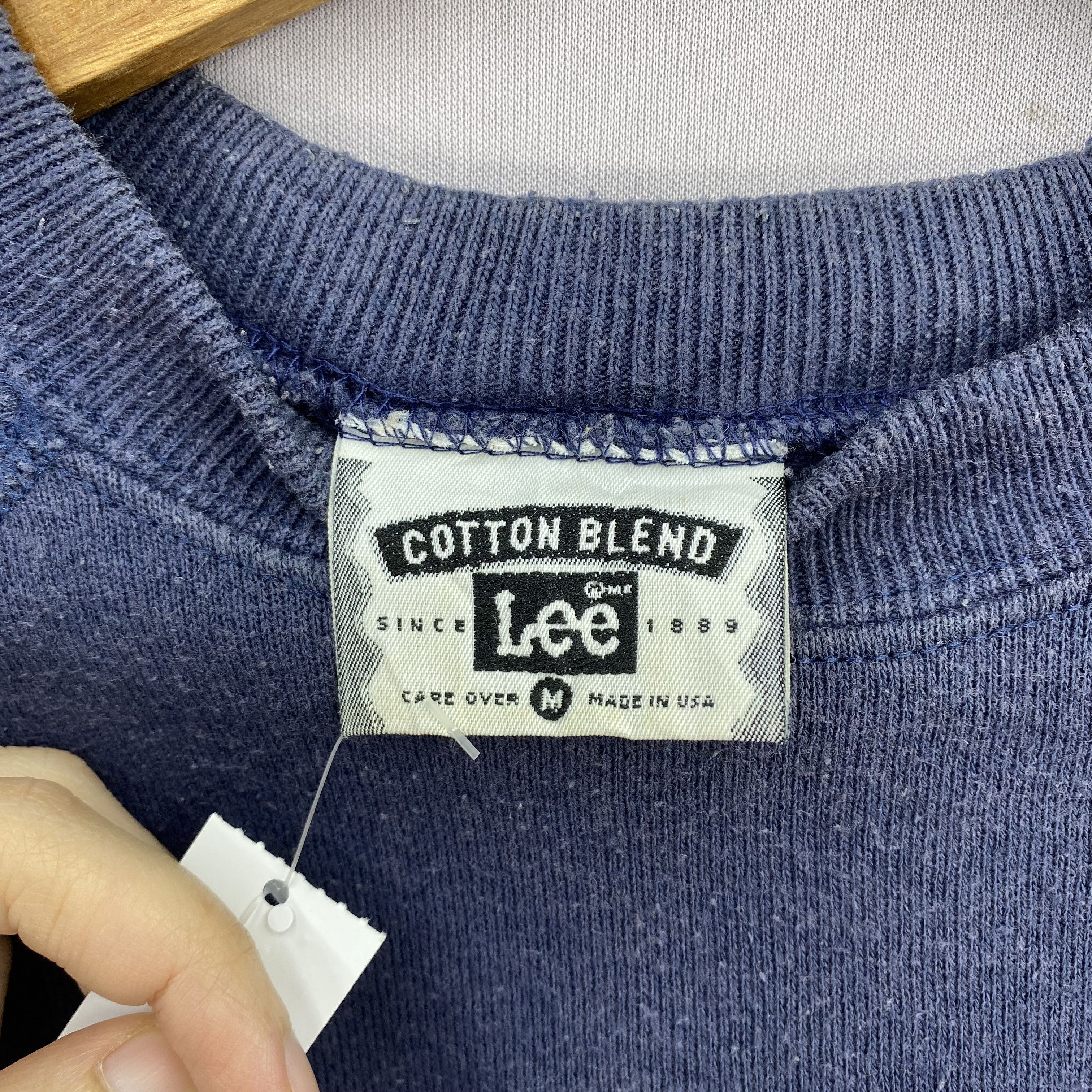 Lee Vintage 80s Lee Navy Blue Sweater Spell Out Logo Jumper Size US M / EU 48-50 / 2 - 5 Thumbnail