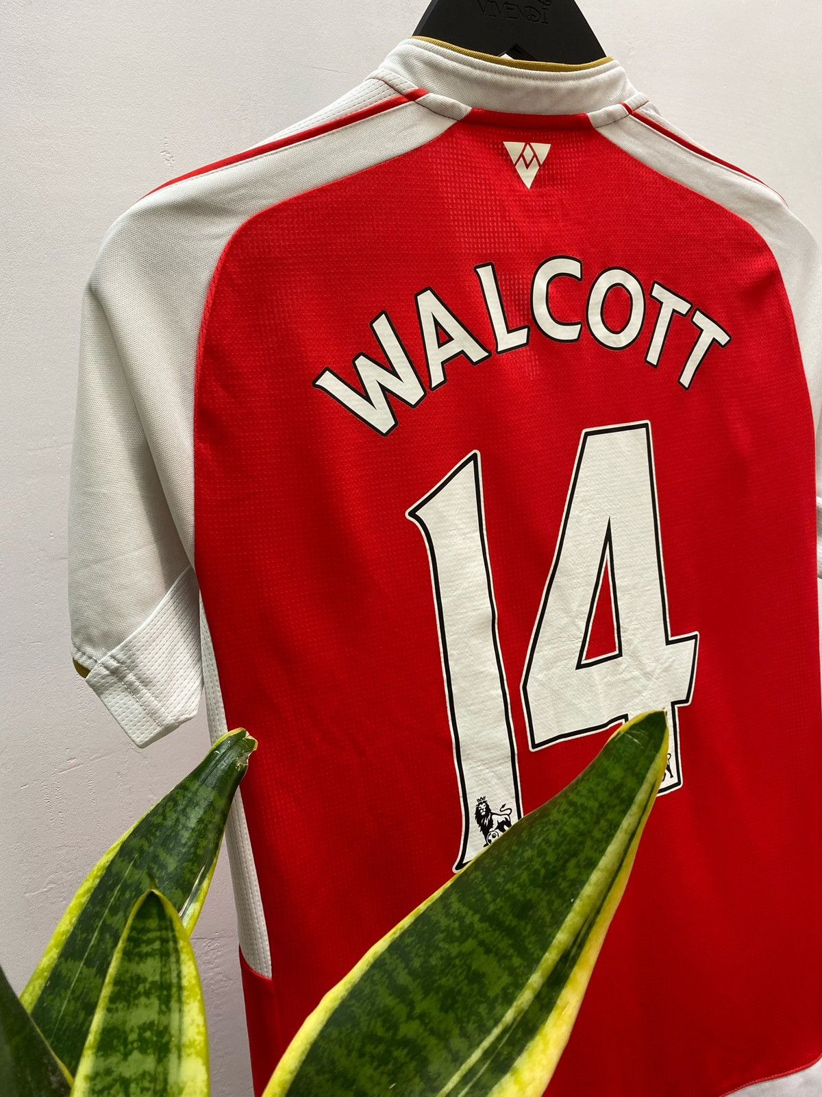 Vintage Vintage Nike Arsenal 2015-2016 #14 Walcott Soccer Jersey Kit Size US S / EU 44-46 / 1 - 19 Thumbnail