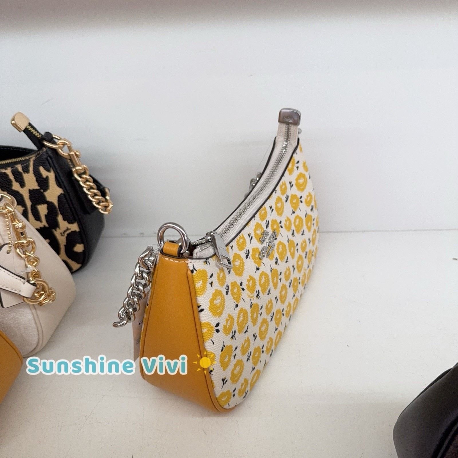 Coach NWT COACH Teri Shoulder Bag Floral CBI49 Crossbody Bag Size ONE SIZE - 2 Thumbnail