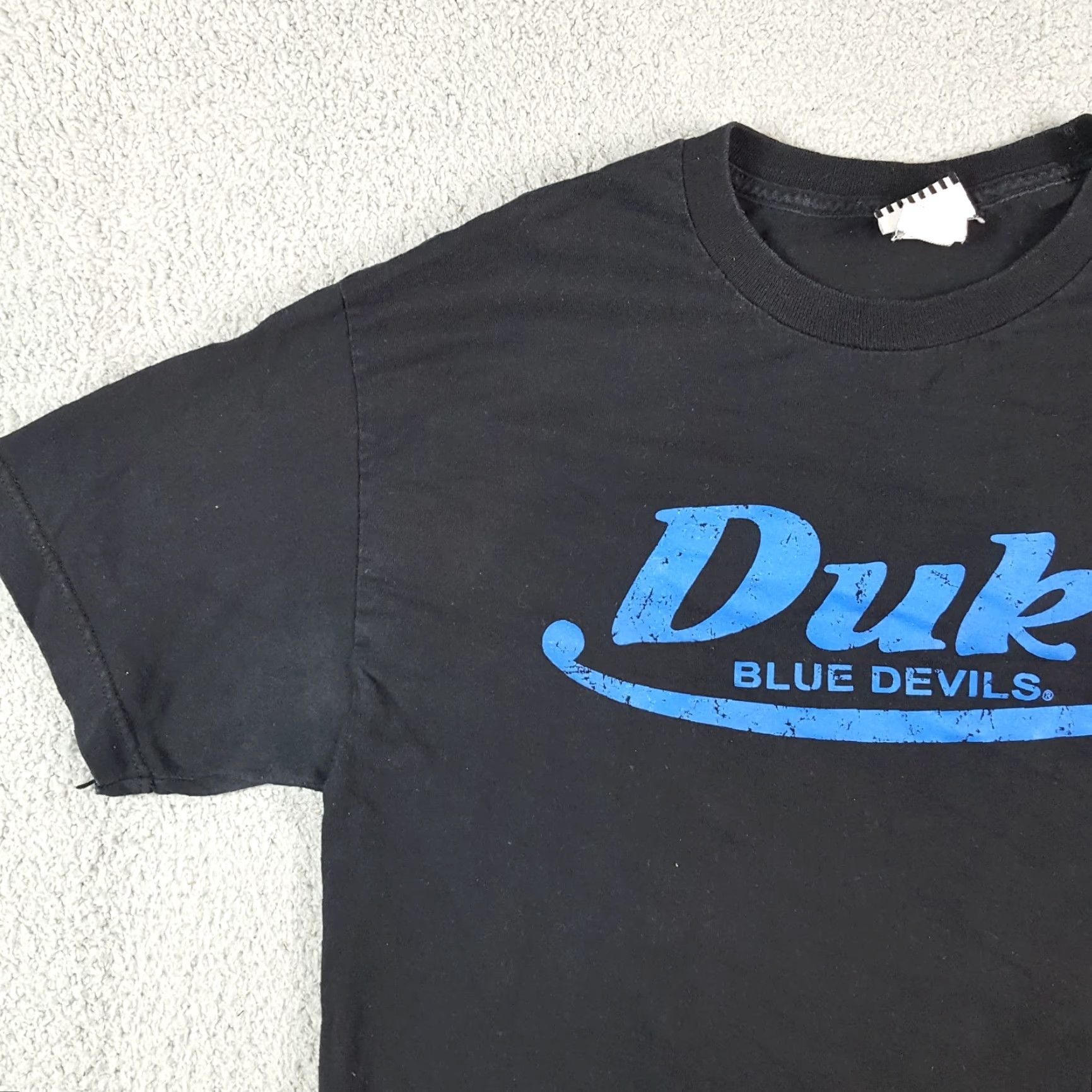 Vintage VINTAGE Duke Blue Devils University Basketball Men's Shirt Size L Black Script T Shirt Size US L / EU 52-54 / 3 - 3 Thumbnail