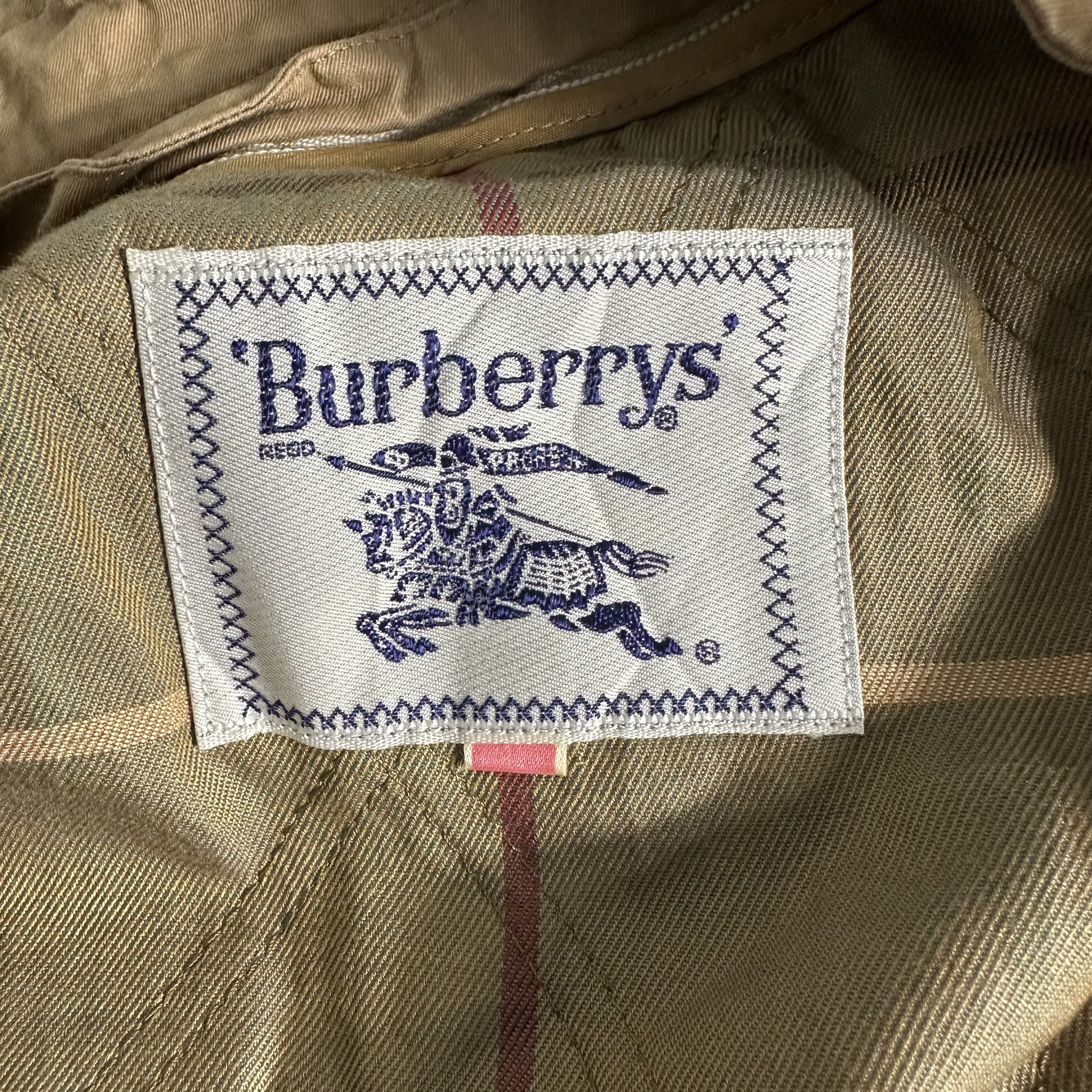 Burberry 🔥RARE🔥Vintage Burberrys Elegance Bomber Jacket Size US M / EU 48-50 / 2 - 9 Thumbnail