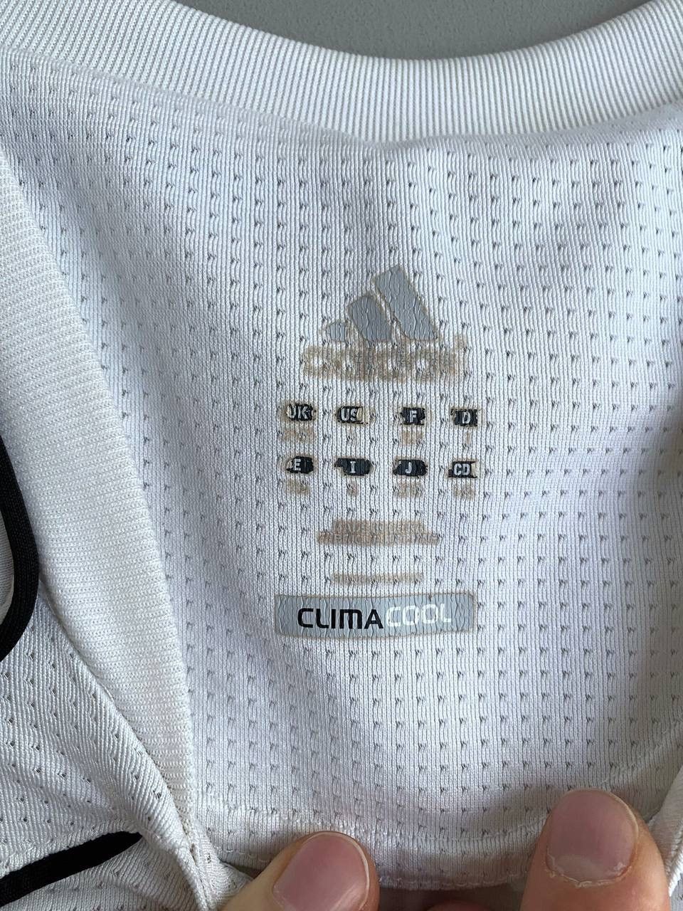 Adidas Adidas Hull City A.F.C. 2010/2011 Home Soccer Jersey, Size L Size US L / EU 52-54 / 3 - 12 Thumbnail