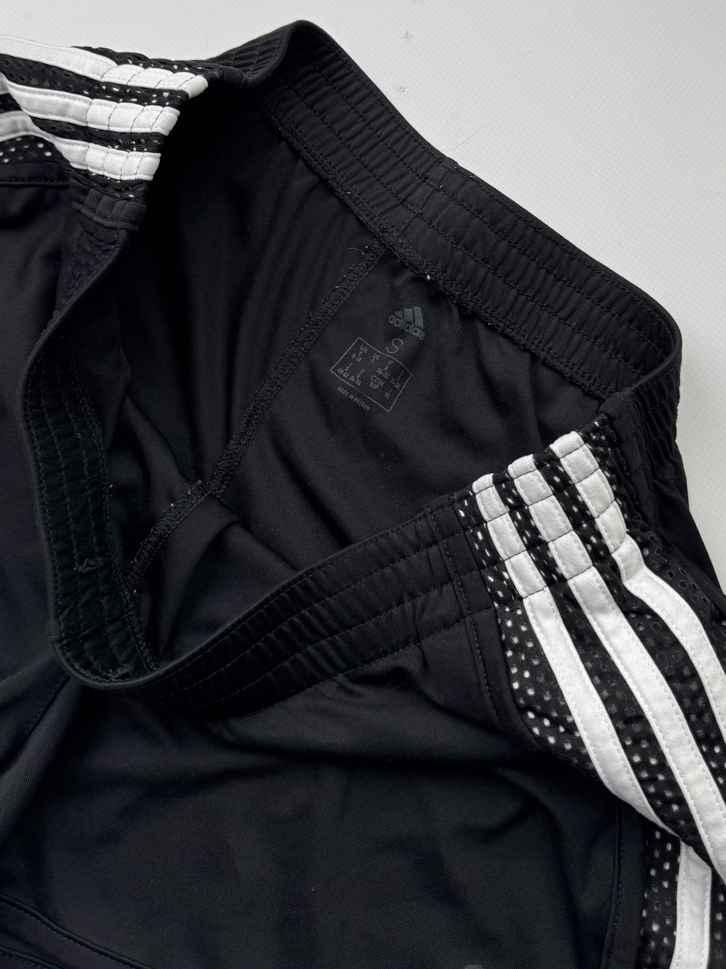 Adidas Adidas Mini Shorts (145) Size 27" / US 4 / IT 40 - 4 Thumbnail