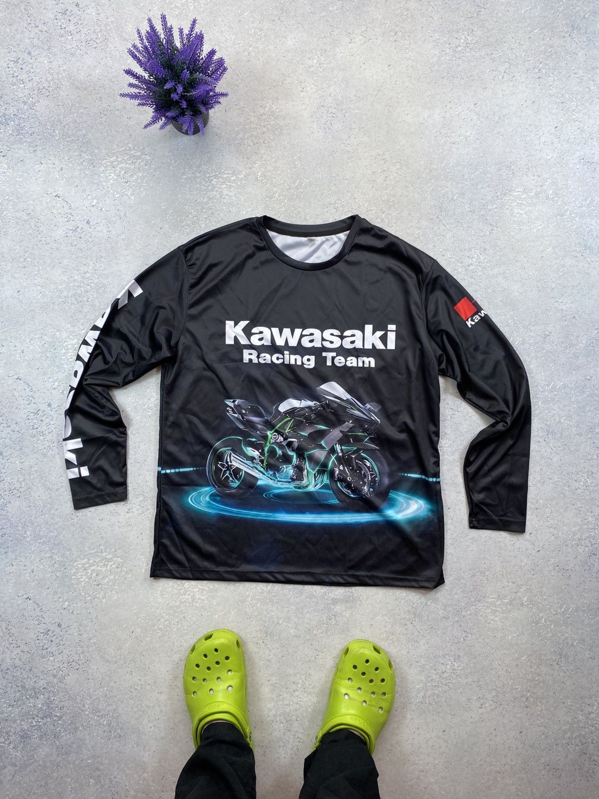 Formula 1 Kawasaki Motorcycle Racing Team Men's T-shirt Size XL Size US XL / EU 56 / 4 - 2 Thumbnail