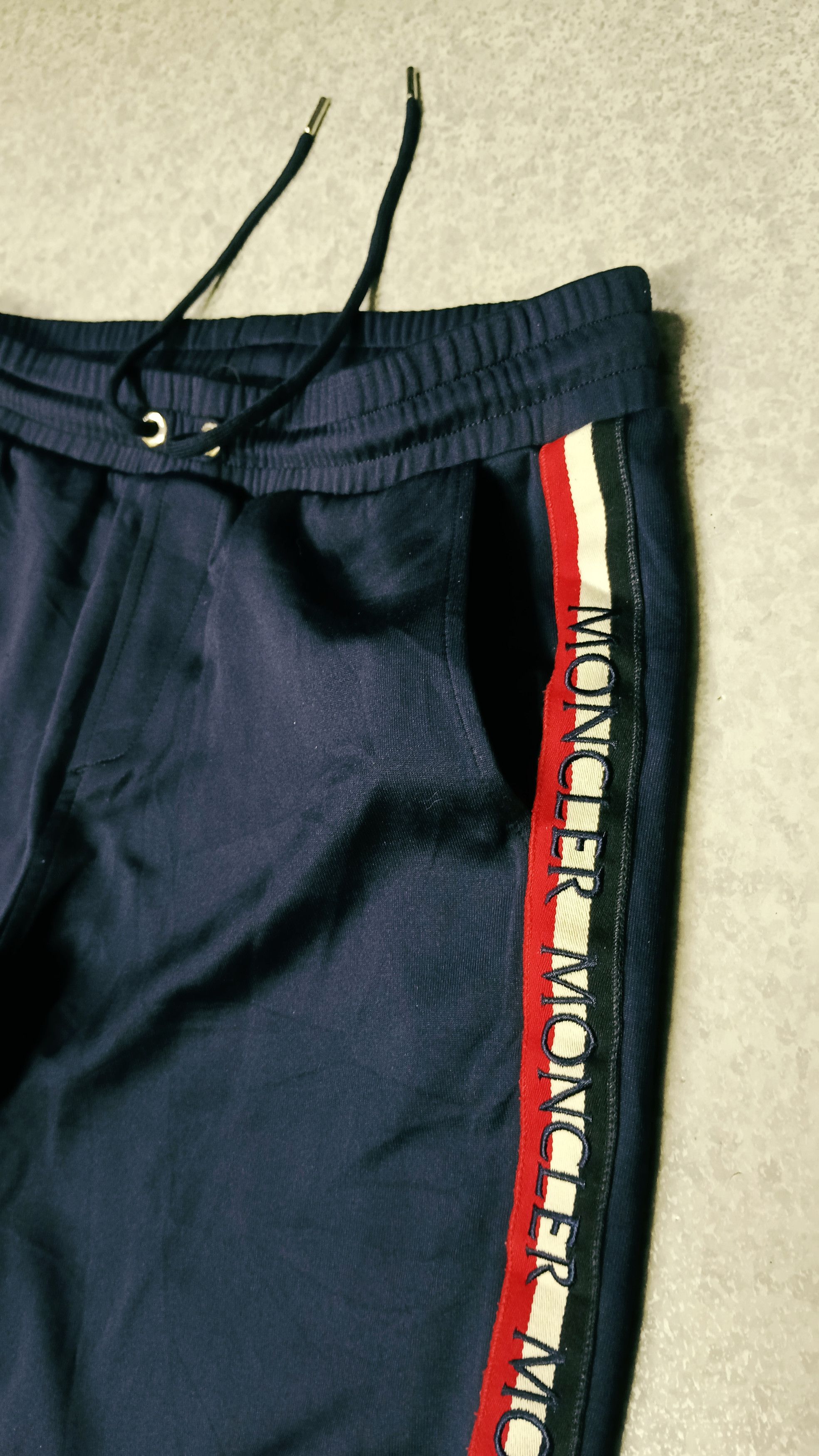 Moncler Rare Moncler Side Tape Pantalone Size US 30 / EU 46 - 4 Thumbnail