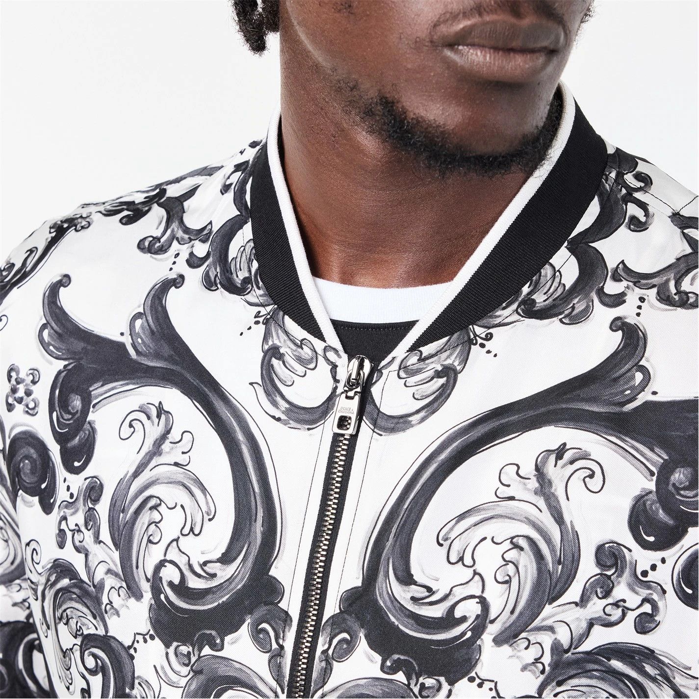 Dolce & Gabbana o1g2r1mq0426 Metal Hardware Bomber Jacket in Multicolor Size US L / EU 52-54 / 3 - 5 Thumbnail