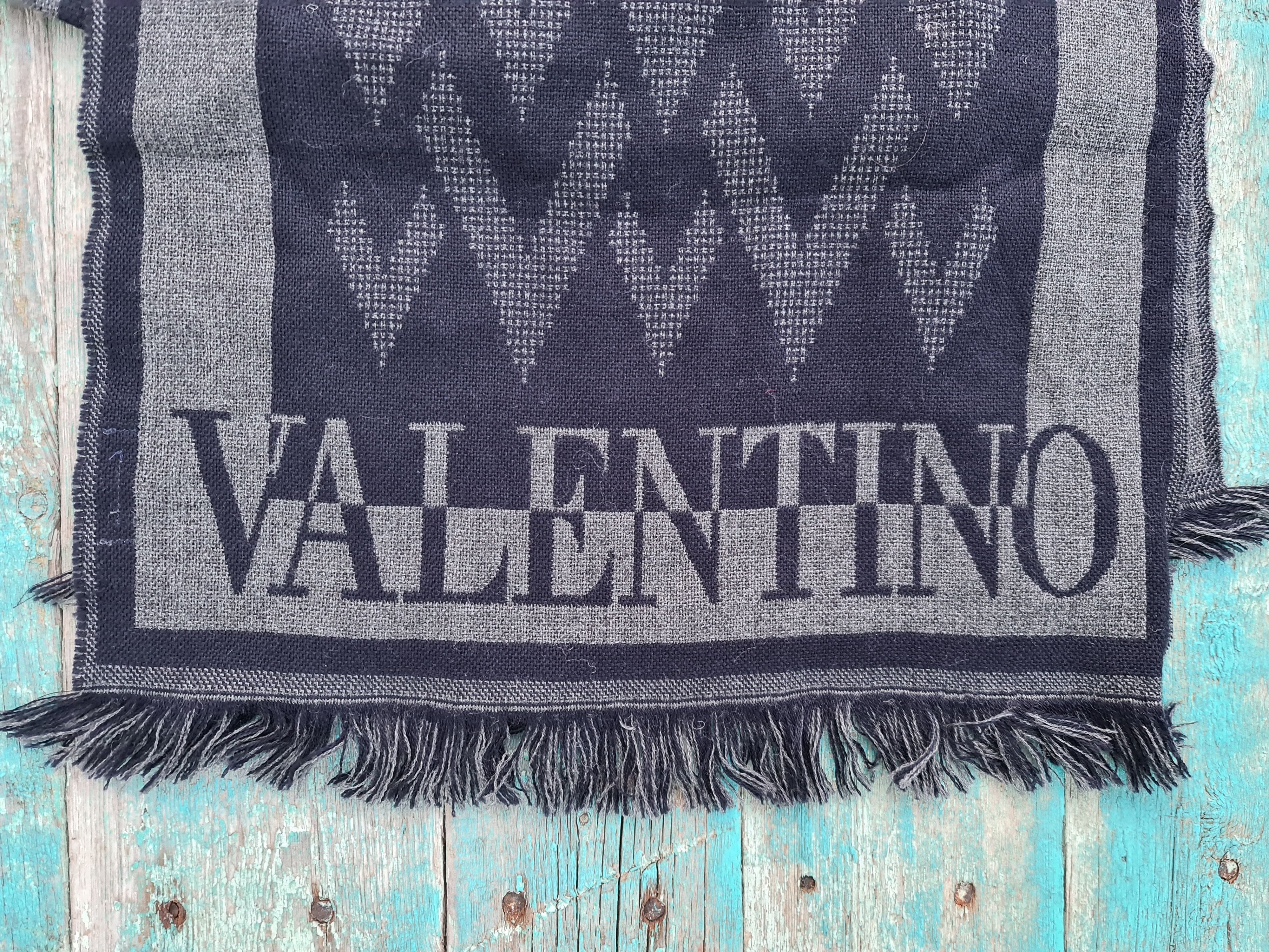 Valentino Vintage Valentino Monogram 100% Wool Scarf Muffler Size ONE SIZE - 2 Thumbnail