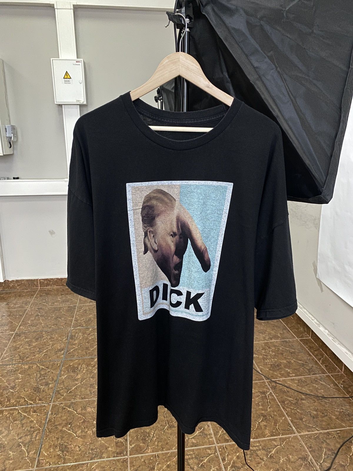 4GSELLER 🇺🇸 Donald Trump Dick Funny T-Shirt Rare Retro Size US XXL / EU 58 / 5 - 1 Thumbnail