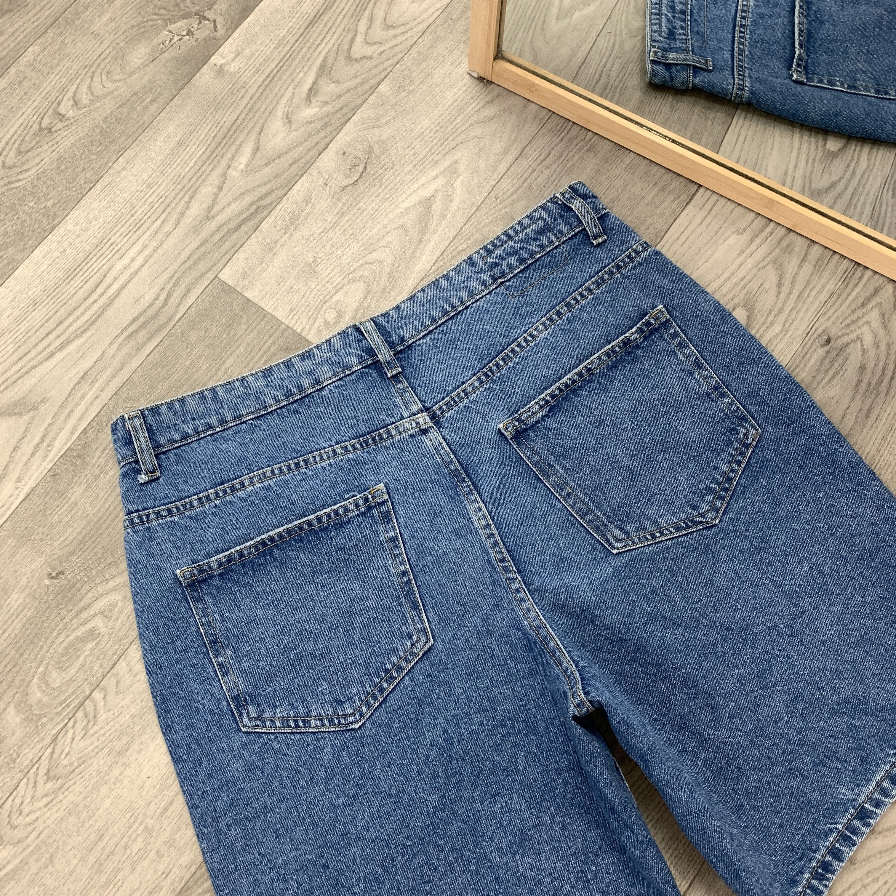 Denim & Co. Denim Co Loose Plain Stonewashed Relaxed Fit No Fade Shorts Size US 34 / EU 50 - 5 Thumbnail