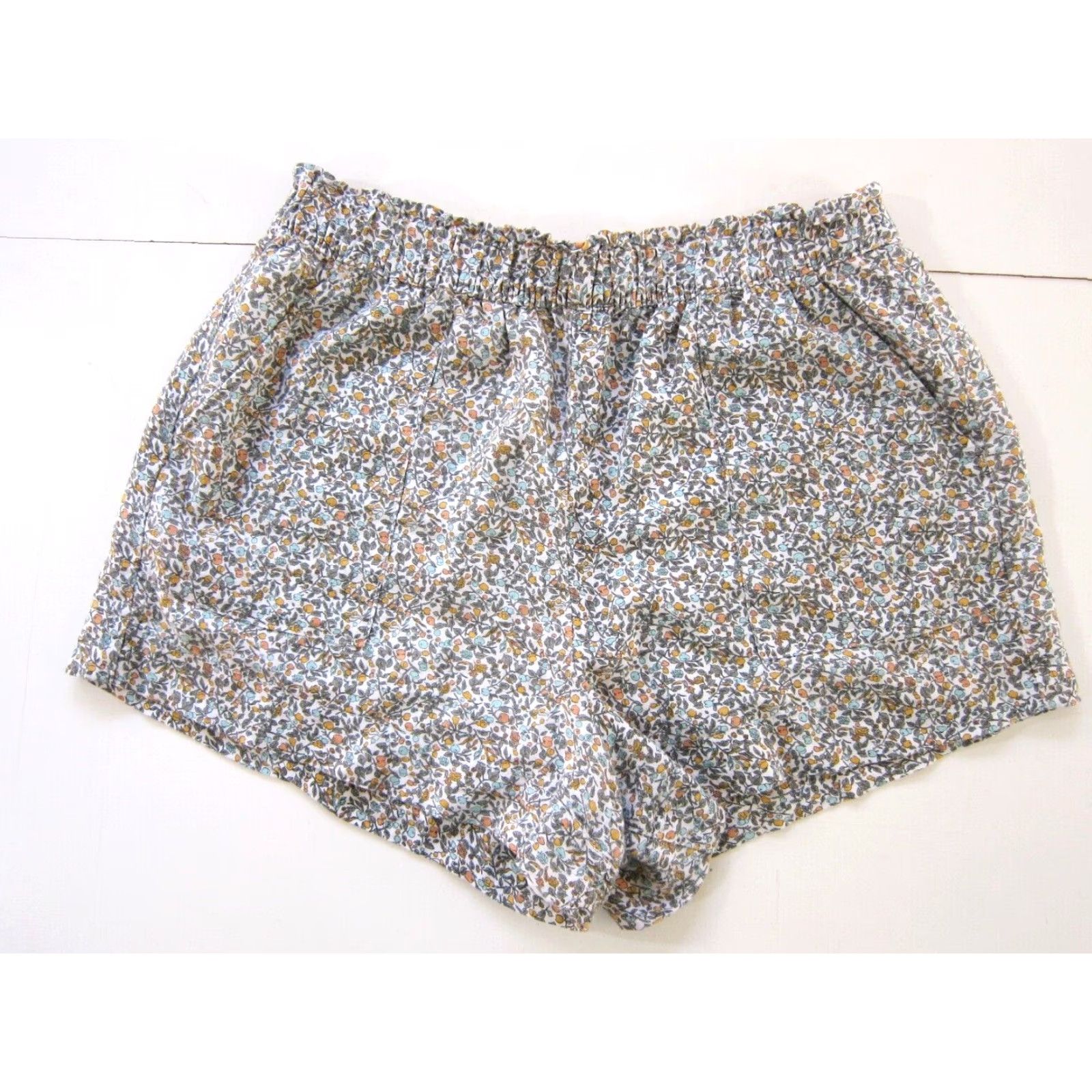 Abercrombie & Fitch Abercrombie & Fitch Linen Green Blue Fruit Floral Lined Pocket Chino Short Large Womens Parka Size 36" / US 14 / IT 50 - 7 Thumbnail