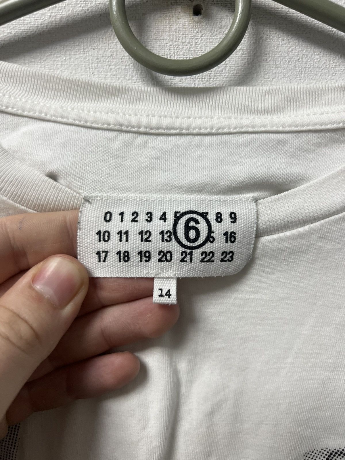 Maison Margiela Maison Margiela Longsleeve Mens White Big Logo Size S Size US S / EU 44-46 / 1 - 7 Thumbnail
