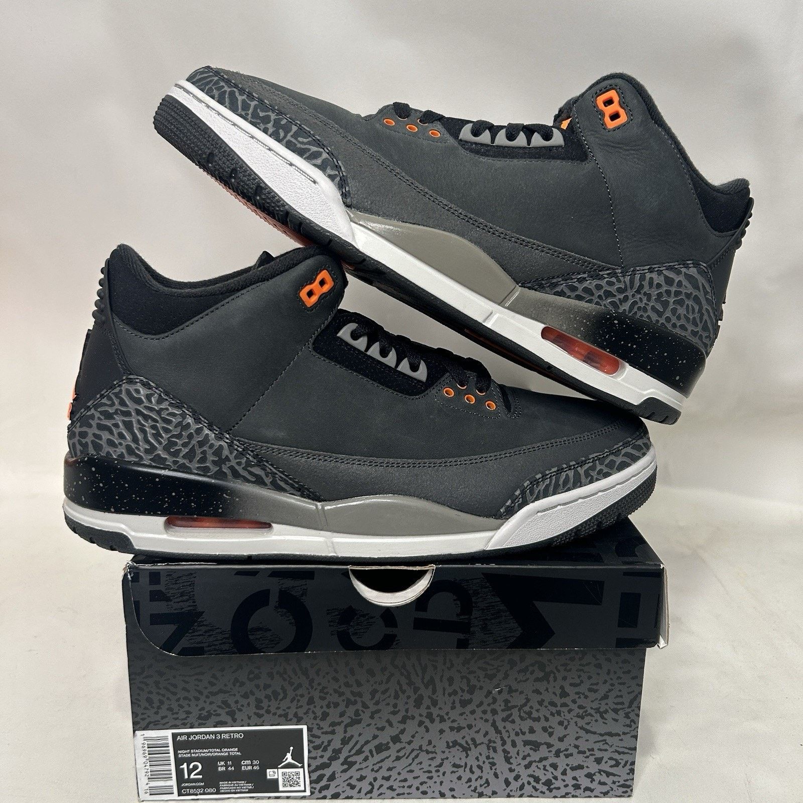 Jordan Brand Nike Air Jordan 3 Retro OG “Fear Pack” Size US 12 / EU 45 - 1 Thumbnail