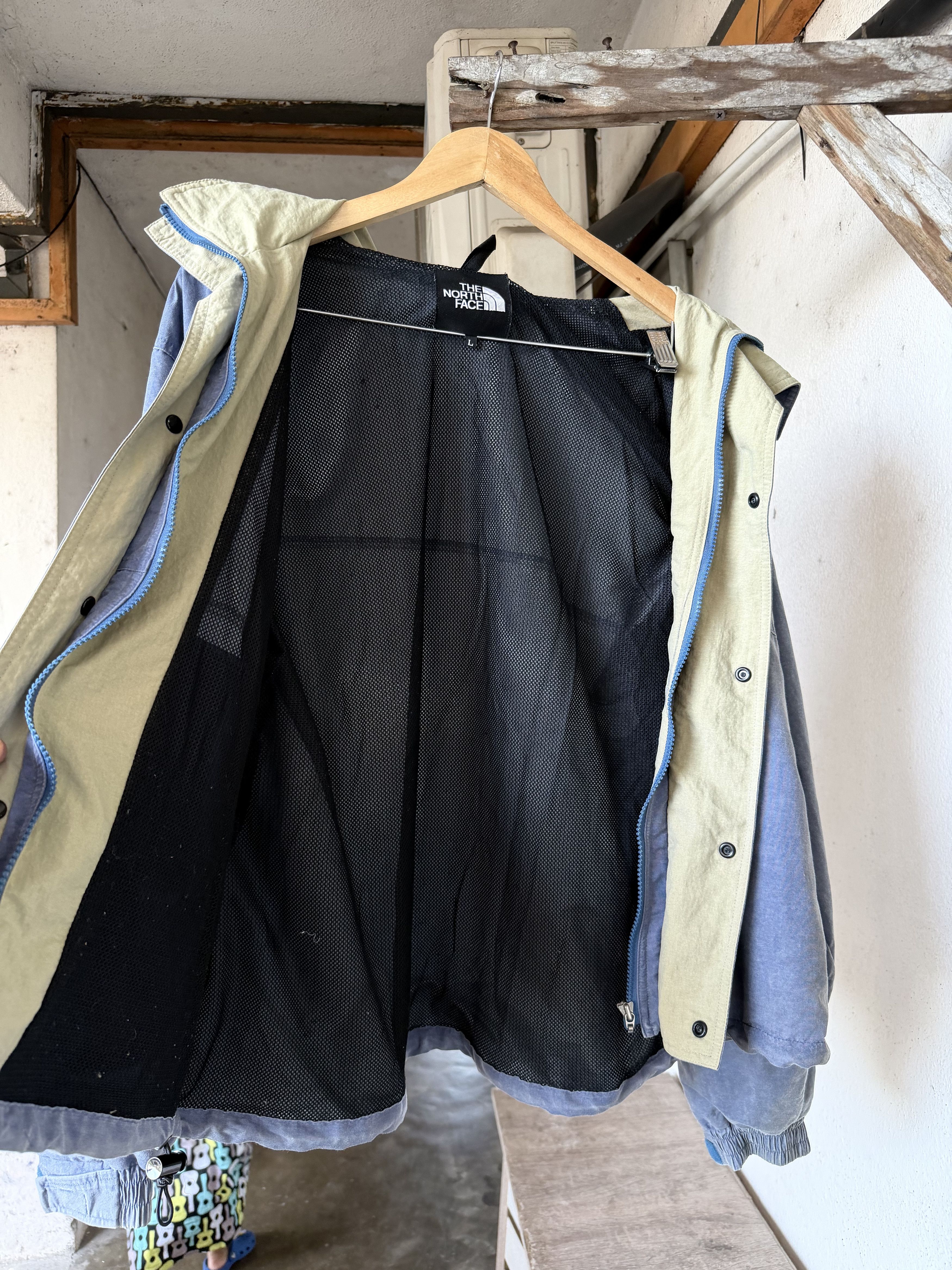The North Face Vintage The North Face Japan Made Windbreaker Jacket Size US M / EU 48-50 / 2 - 5 Thumbnail