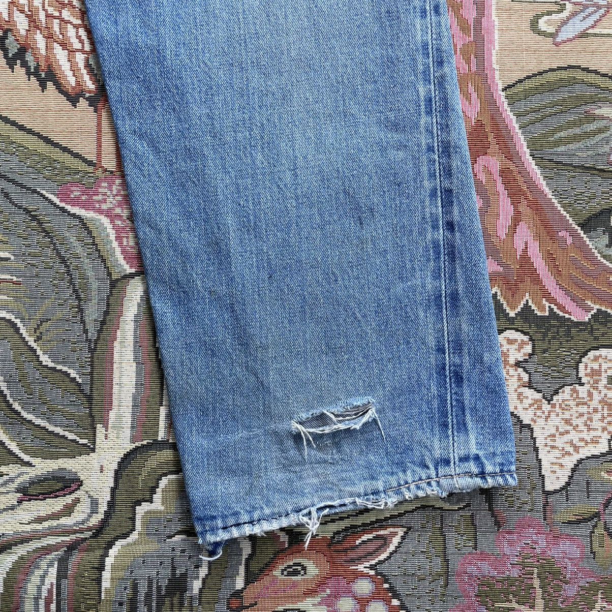 Levi's Thrashed Vintage Levi's 501 Rindem Button 6 Distressed Jeans Size US 34 / EU 50 - 15 Thumbnail