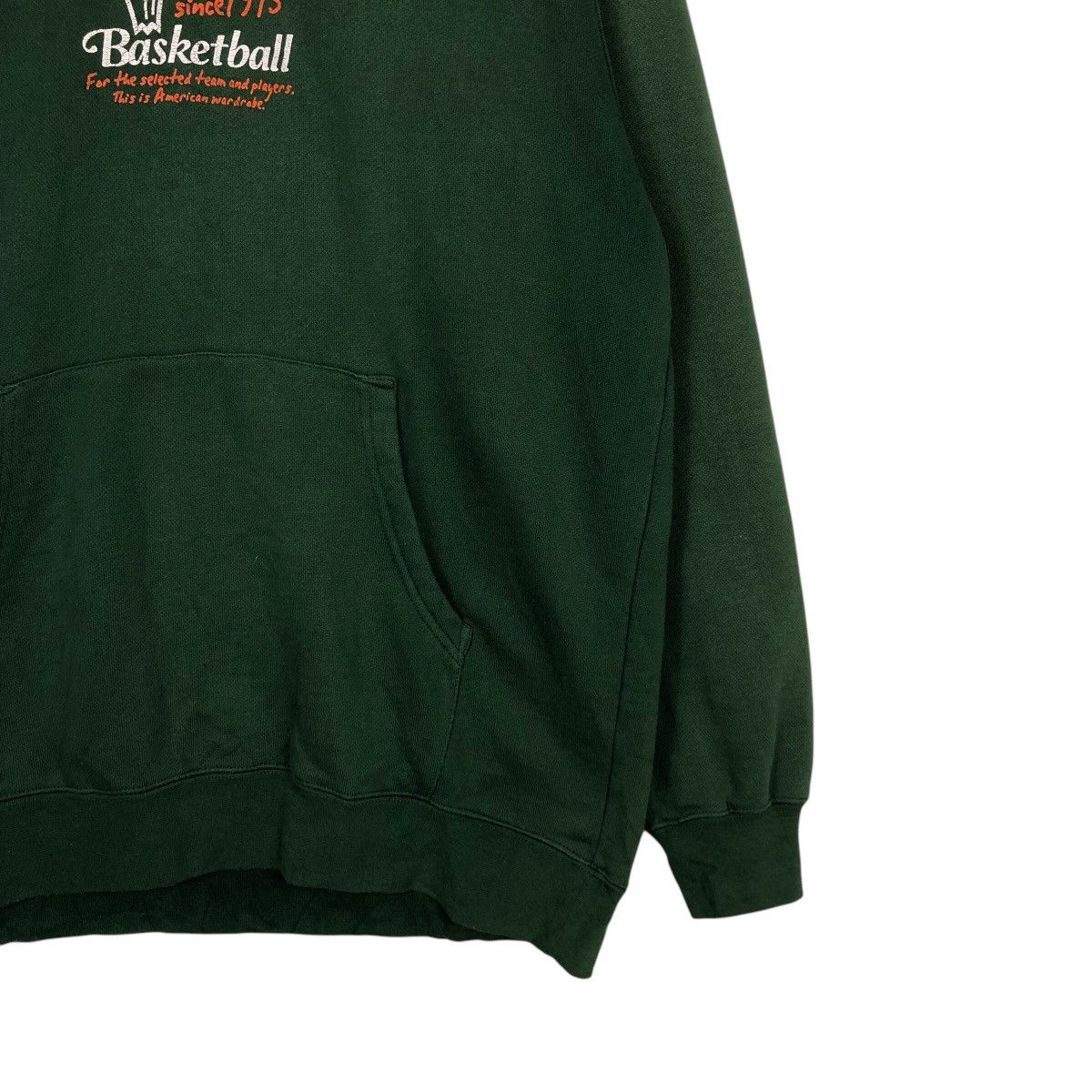 Japanese Brand × Vintage 📌Vintage Hoodie Pull Over Bench Warmer Basketball Big Logo Size US M / EU 48-50 / 2 - 5 Thumbnail