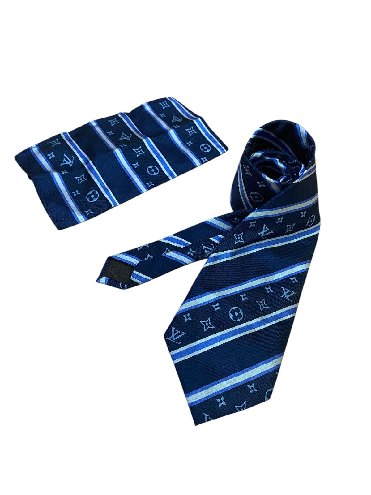 Louis Vuitton LV Tie and Pocketsquare 100% Silk Hand Made Size ONE SIZE - 7 Thumbnail