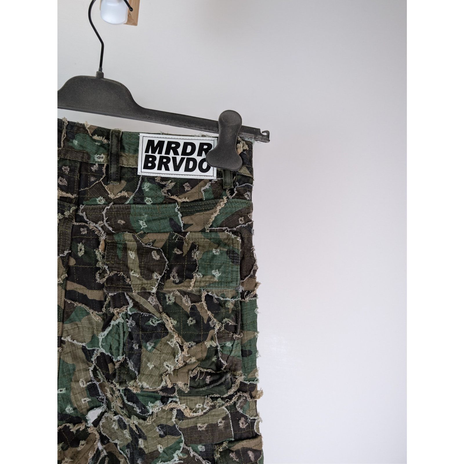 Who Decides War o1rshd1 Micro Distressed Cargo Pants in Olive Size US 30 / EU 46 - 14 Thumbnail