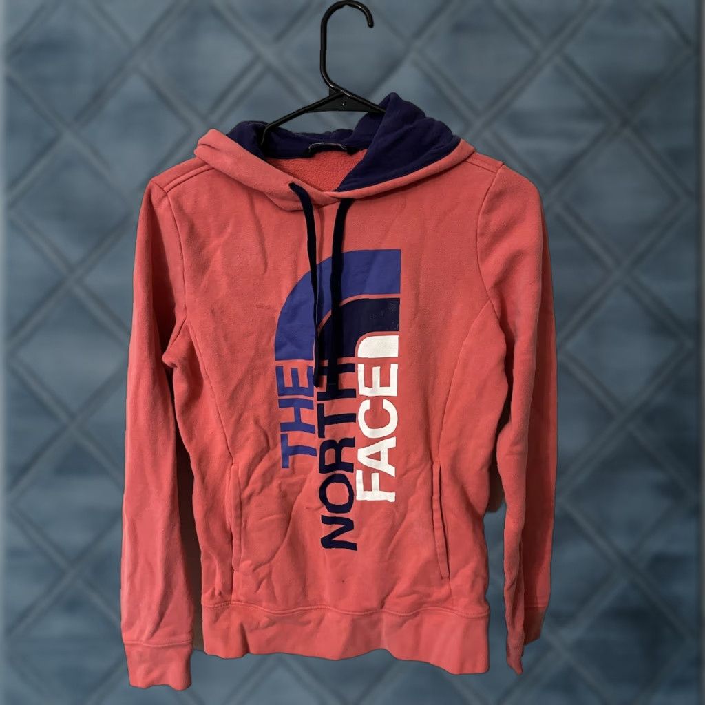 The North Face The North Face Hoodie Women's Pink Logo Graphic Large (Big) Pullover S- Small - Pink - Logo - Activewear - Womens Size S / US 4 / IT 40 - 1 Thumbnail