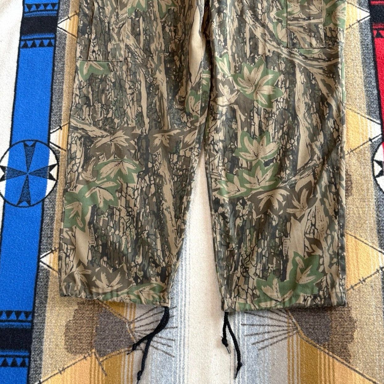 Vintage VINTAGE Northwest Territory Trebark Camo Camouflage Cargo Pants Men Regular Medium 32x31 Brown Camouflage 90s Outdoor Fall Spring Summer Winter Mens Size US 31 - 5 Thumbnail