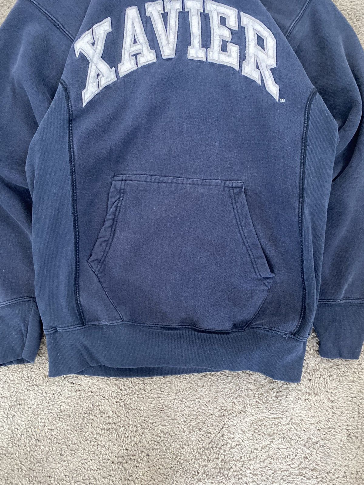 Vintage Vintage 90s Xaiver University Pullover Hoodie Size US M / EU 48-50 / 2 - 3 Thumbnail