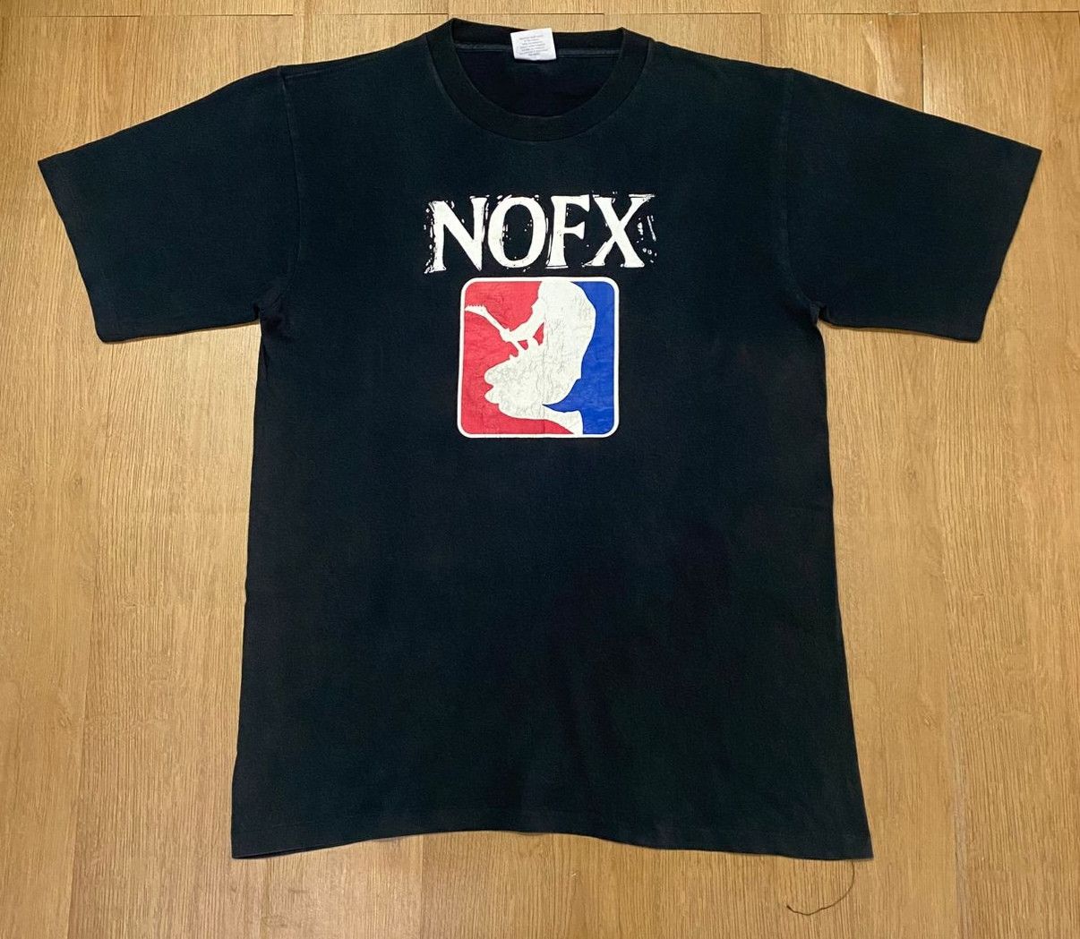 Band Tees 💥Best Offer💥Vintage 90s Nofx Punk Band Tshirt Size US L / EU 52-54 / 3 - 1 Thumbnail