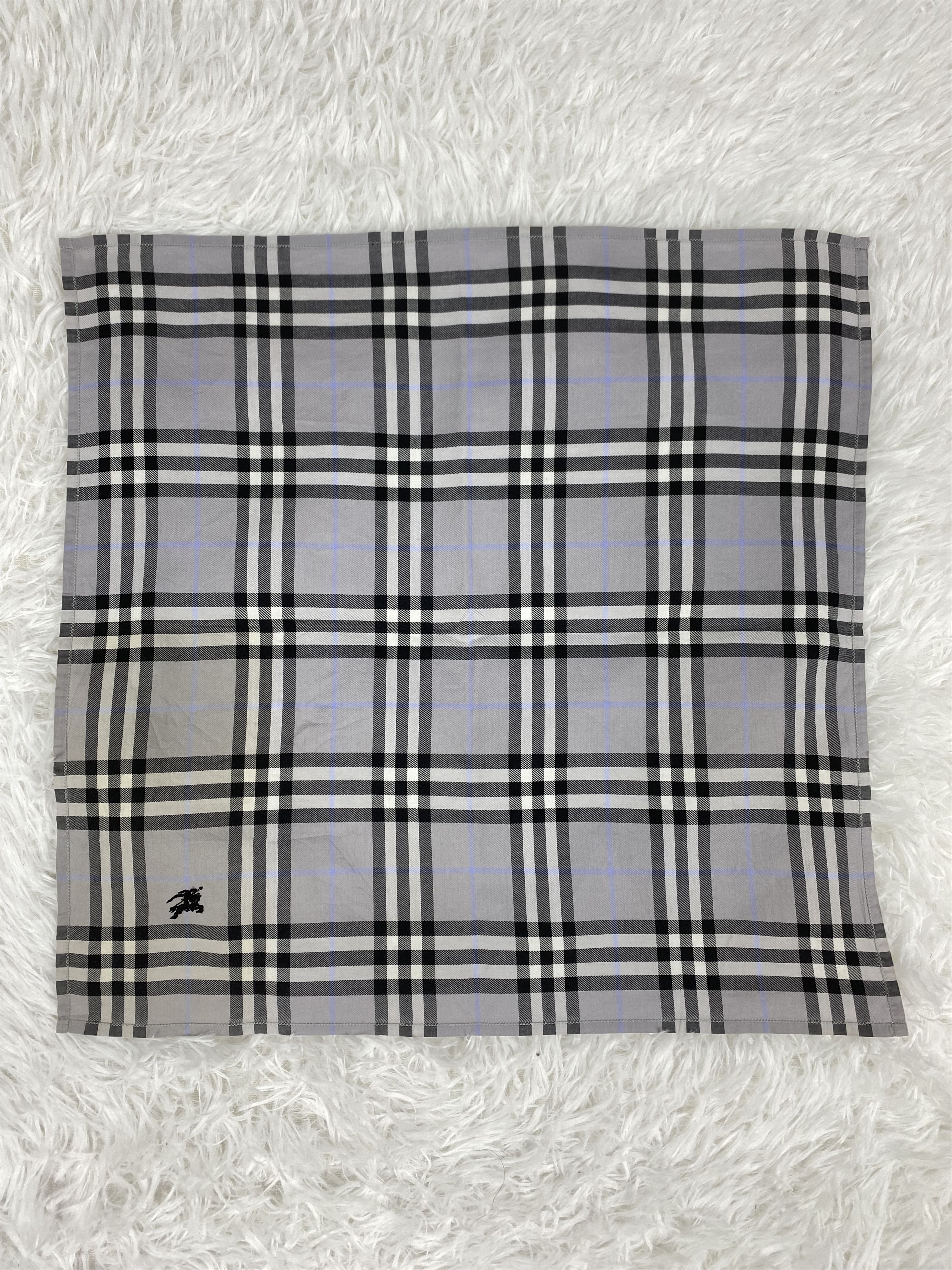 Burberry × Vintage Vintage Burberry Handkerchief Neckerchief PH0229 Size ONE SIZE - 4 Thumbnail