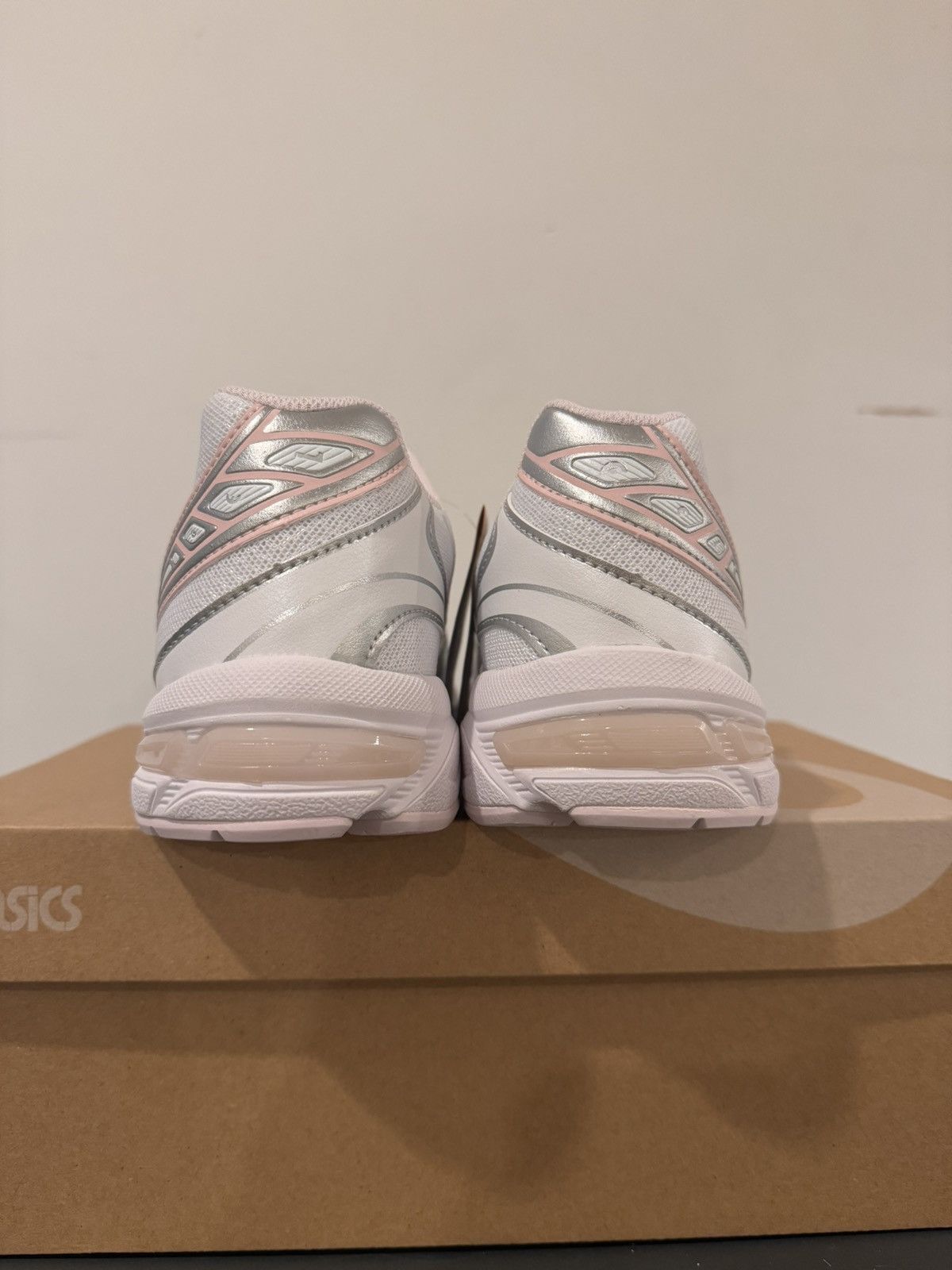 Asics Asics 1130 pink silver Size US 8 / EU 41 - 3 Thumbnail
