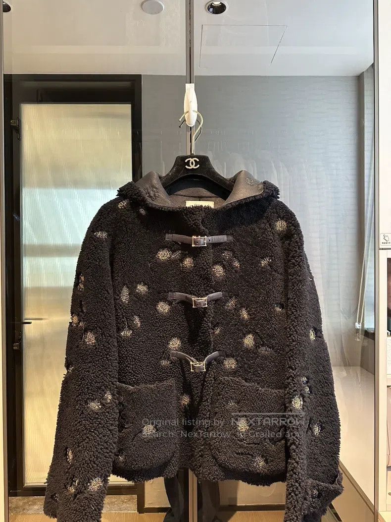 Valentino Valentino Thick coat Size XS / US 0-2 / IT 36-38 - 1 Thumbnail