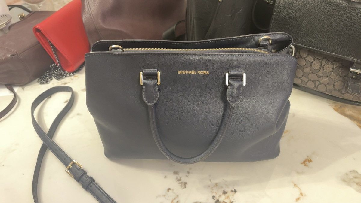 Michael Kors Navy Blue Michael Kors tote Size ONE SIZE - 2 Thumbnail