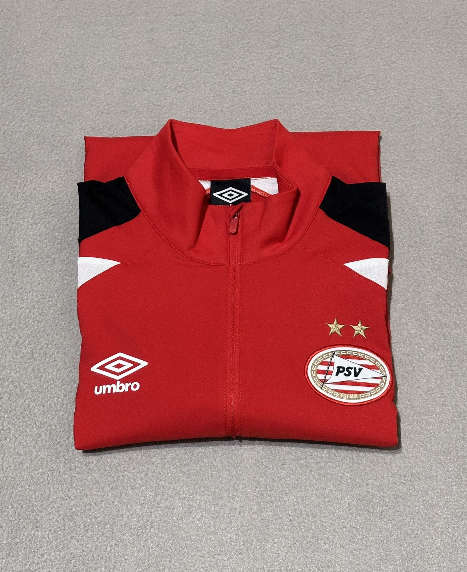 Umbro PSV Eindhoven 2017/2018 Umbro Training sweatshirt Size M Size US M / EU 48-50 / 2 - 19 Thumbnail