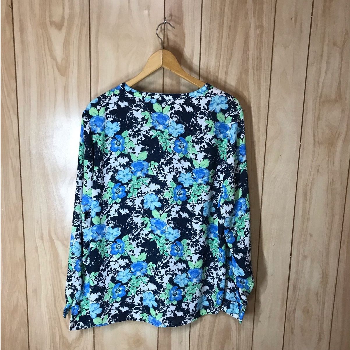 Other Laura Scott Blue Floral V-Neck Pleated Long Sleeve Top XL Size XL / US 12-14 / IT 48-50 - 2 Thumbnail