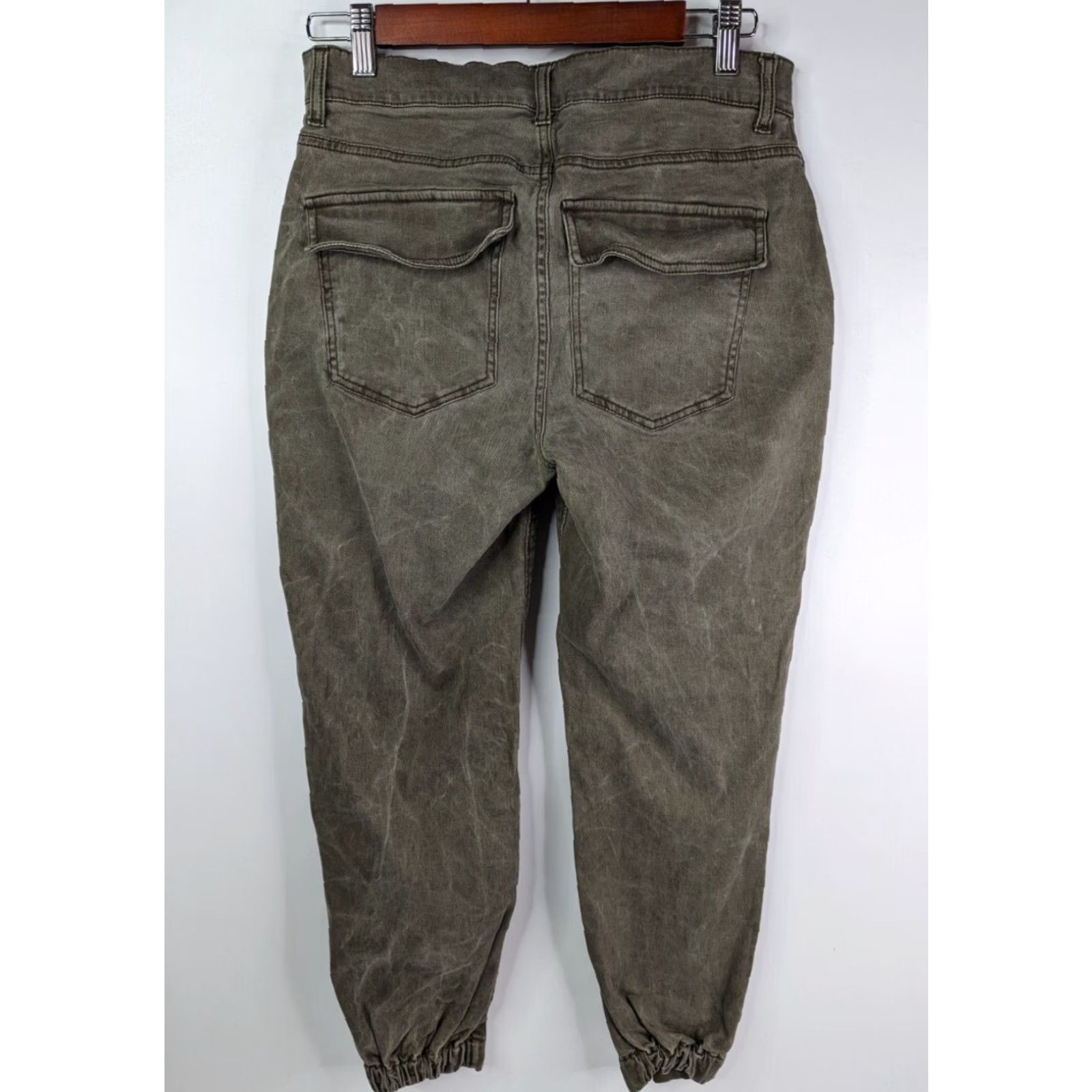 Express Express Womens Jeans 8 Green Olive Stretch Cropped Straight High Rise Pockets Denim 78% Cotton 20% Rayon 2% Spandex Size 30" / US 8 / IT 44 - 4 Thumbnail