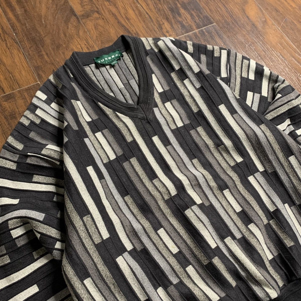 vintage 製 tundra 3D design knit Crazy Vintage 90's Tundra 3d Knit Coogi Style Sweater S