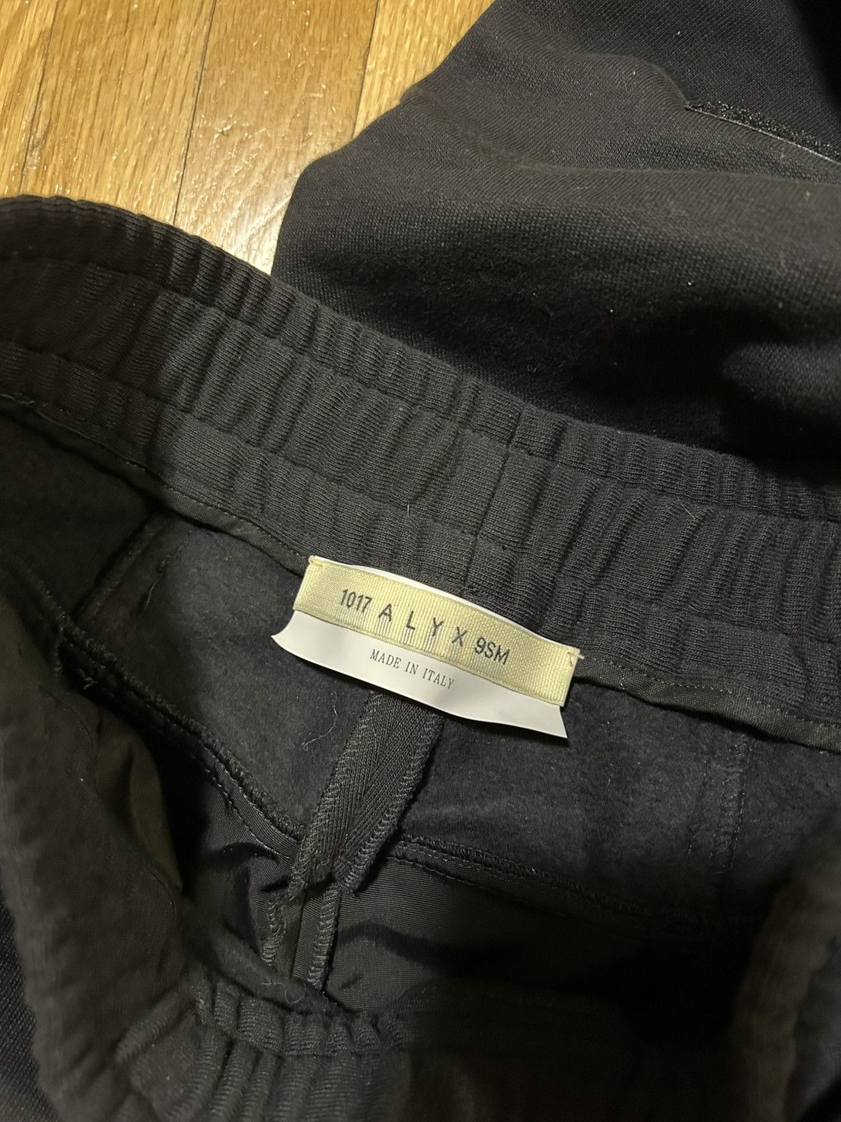 1017 ALYX 9SM ALYX hybrid cargo sweatpants Size US 31 - 4 Thumbnail