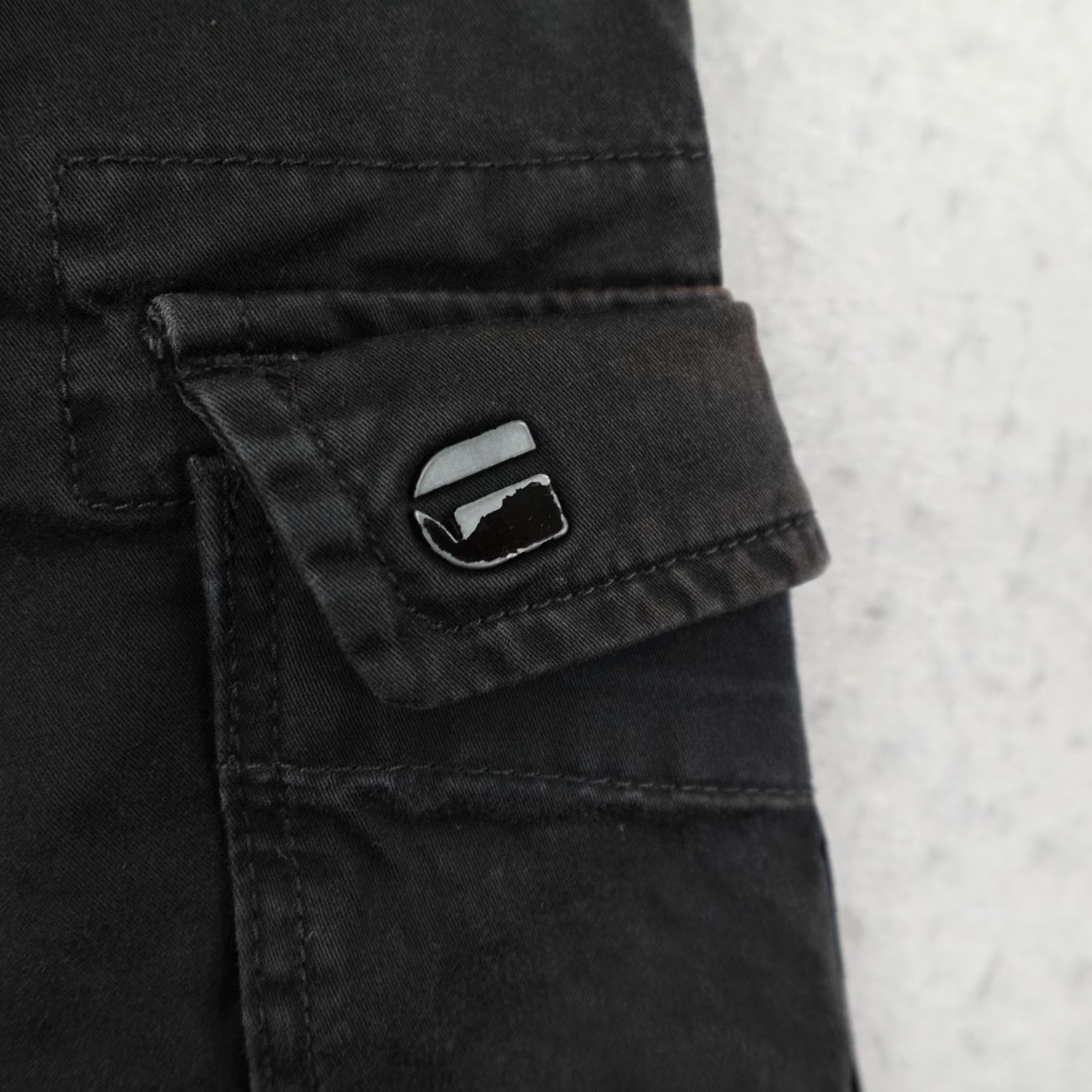 G-Star RAW Cargo Shorts 34 Black Outdoor Utility Relaxed Paratrooper Mens