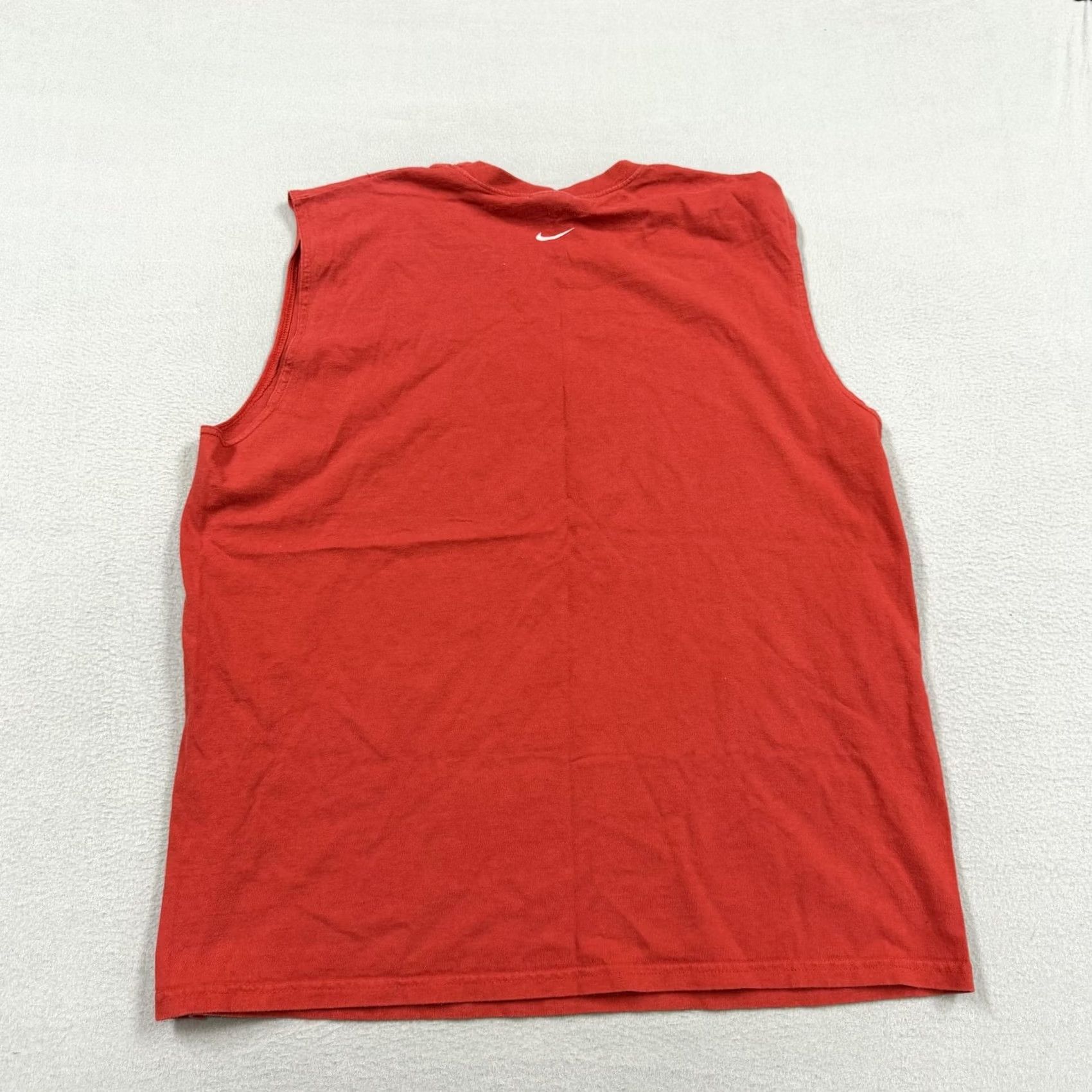 Nike VINTAGE Nike Shirt Mens XL Red Sleeveless Lightning Bolt Graphic Tank Y2k Size US XL / EU 56 / 4 - 4 Thumbnail