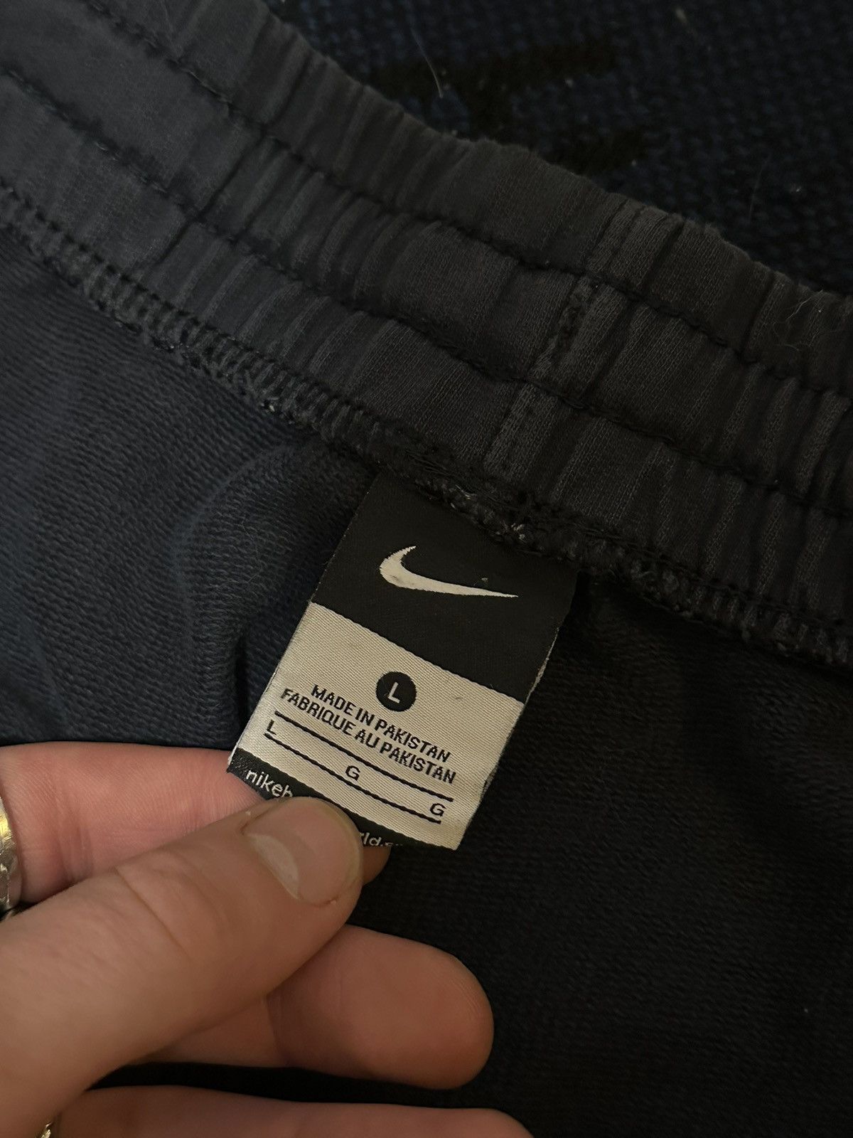 Nike Vintage Y2K Baggy Nike Shorts Size US 34 / EU 50 - 3 Thumbnail